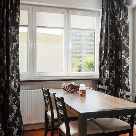Wola Ulrychow Homely Apartment Warszawa Eksteriør bilde
